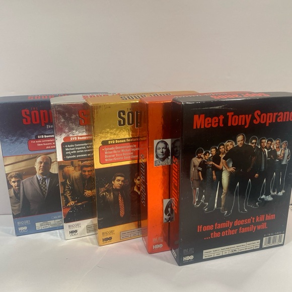 THE SOPRANOS (Seasons 1 - 5 ) DVD Box Sets - Picture 1 of 9